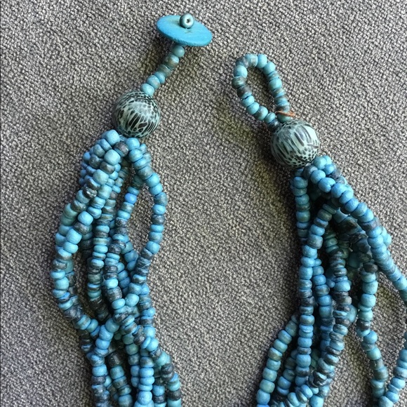 Turquoise Beaded Necklace with Stone Pendant - Picture 4 of 6